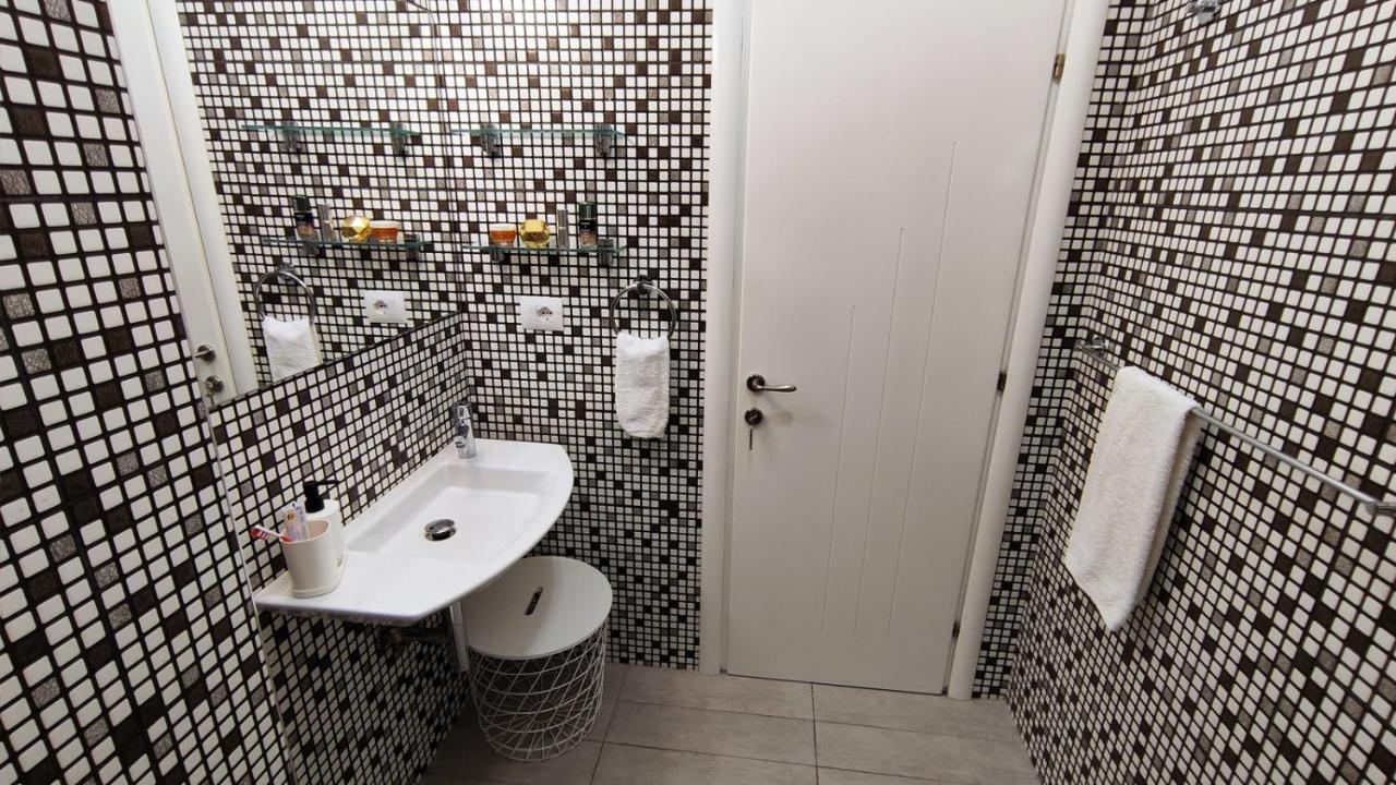 Nautilus Premium * Sarandë